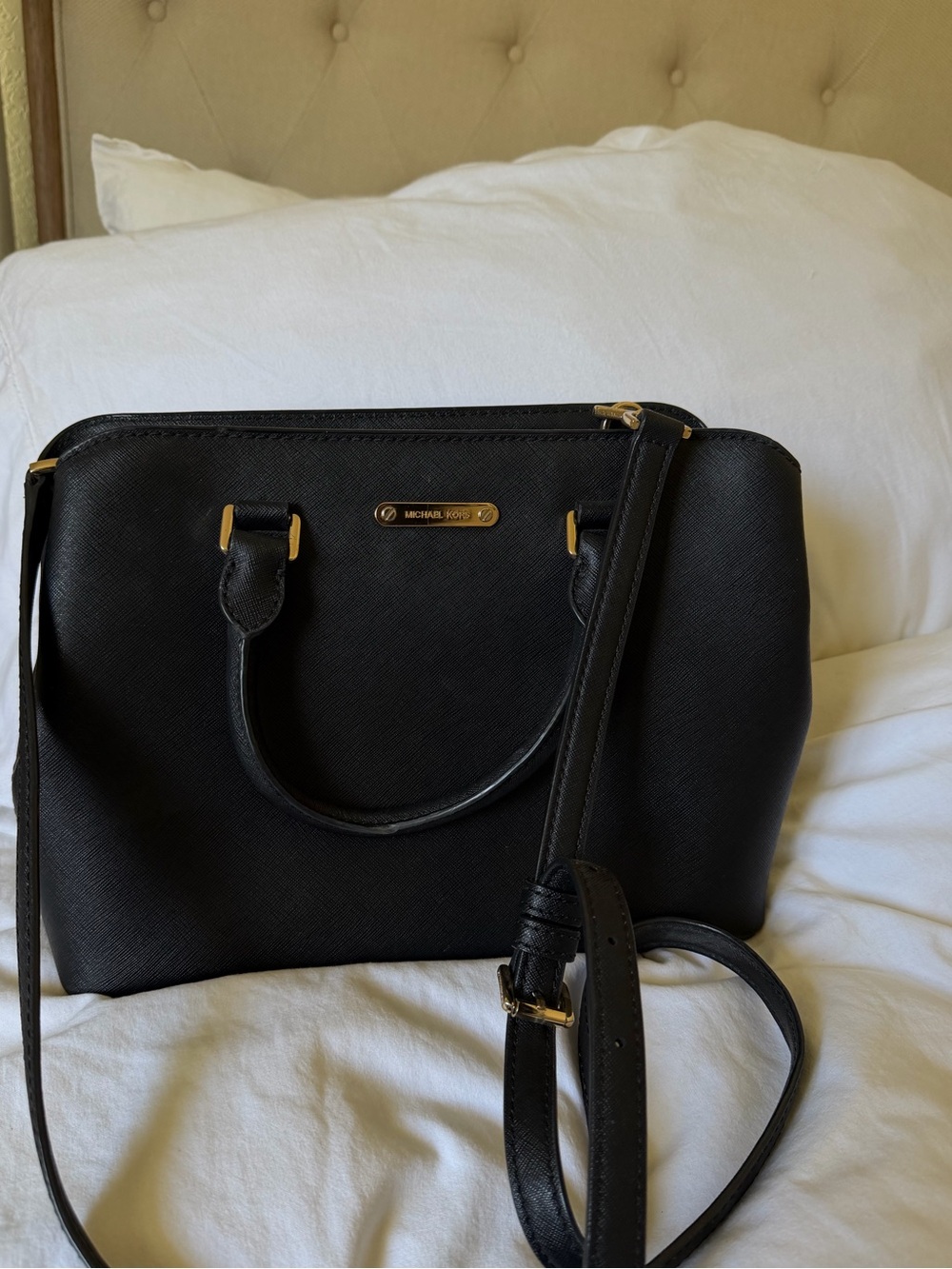 Michael Kors Black - Savannah Medium Saffiano Leather satchel cross body